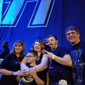 Meet your Posher, Eric